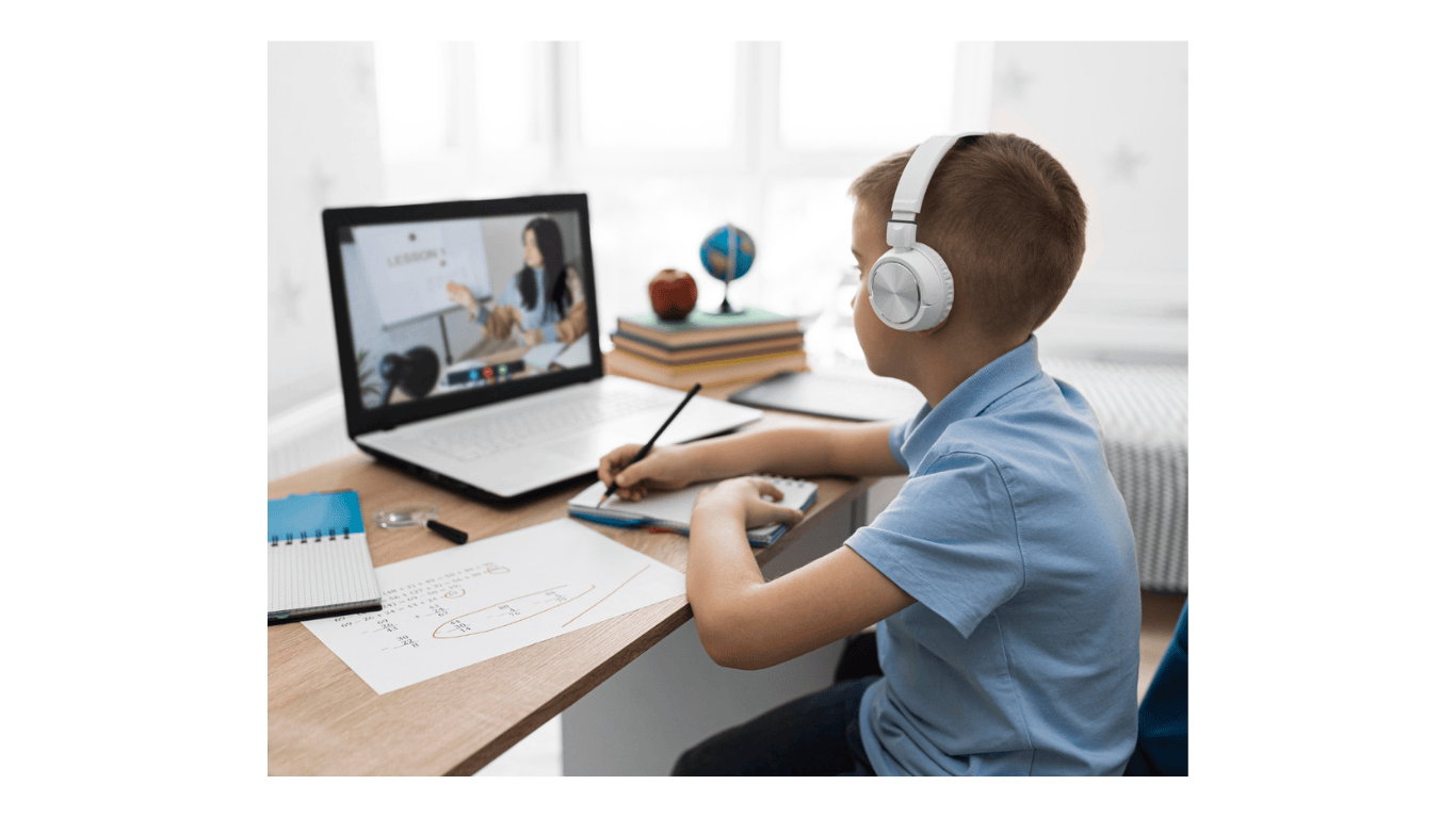 A kid attending Online school class